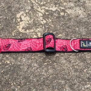 PIXIE DRIP | Dog Collars | Pink | Adjustable and Snap on Collar for Small Medium and Large Dogs